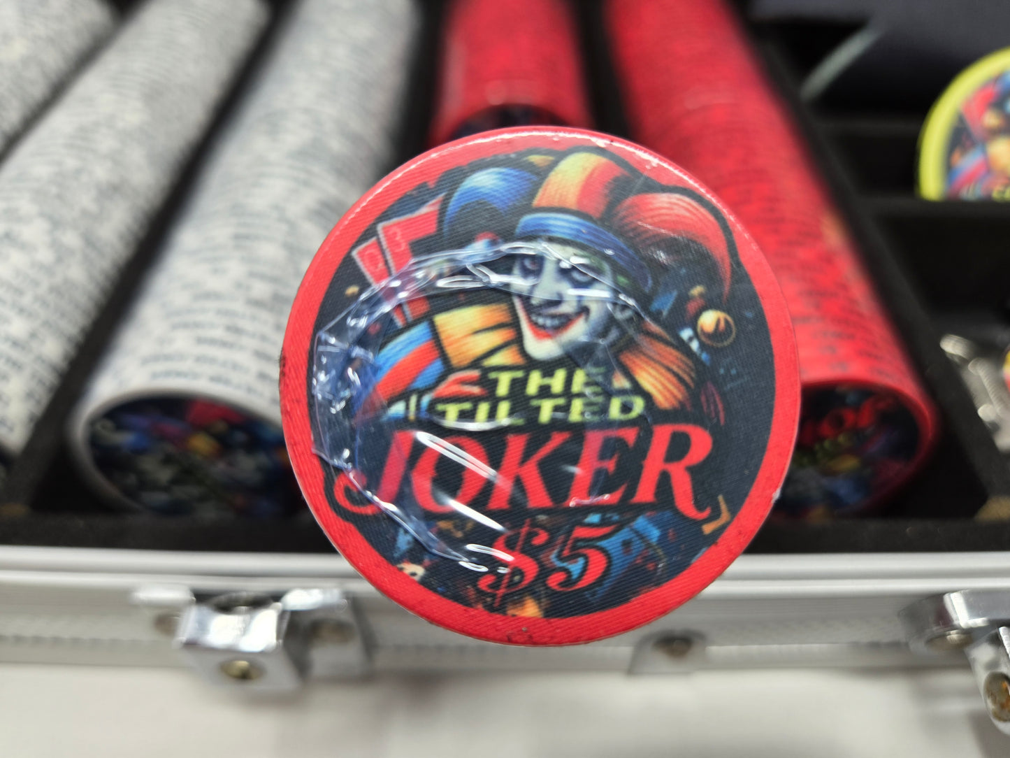 500 Tilted Joker Ceramic Poker Chip CASH Set ($1-$100)