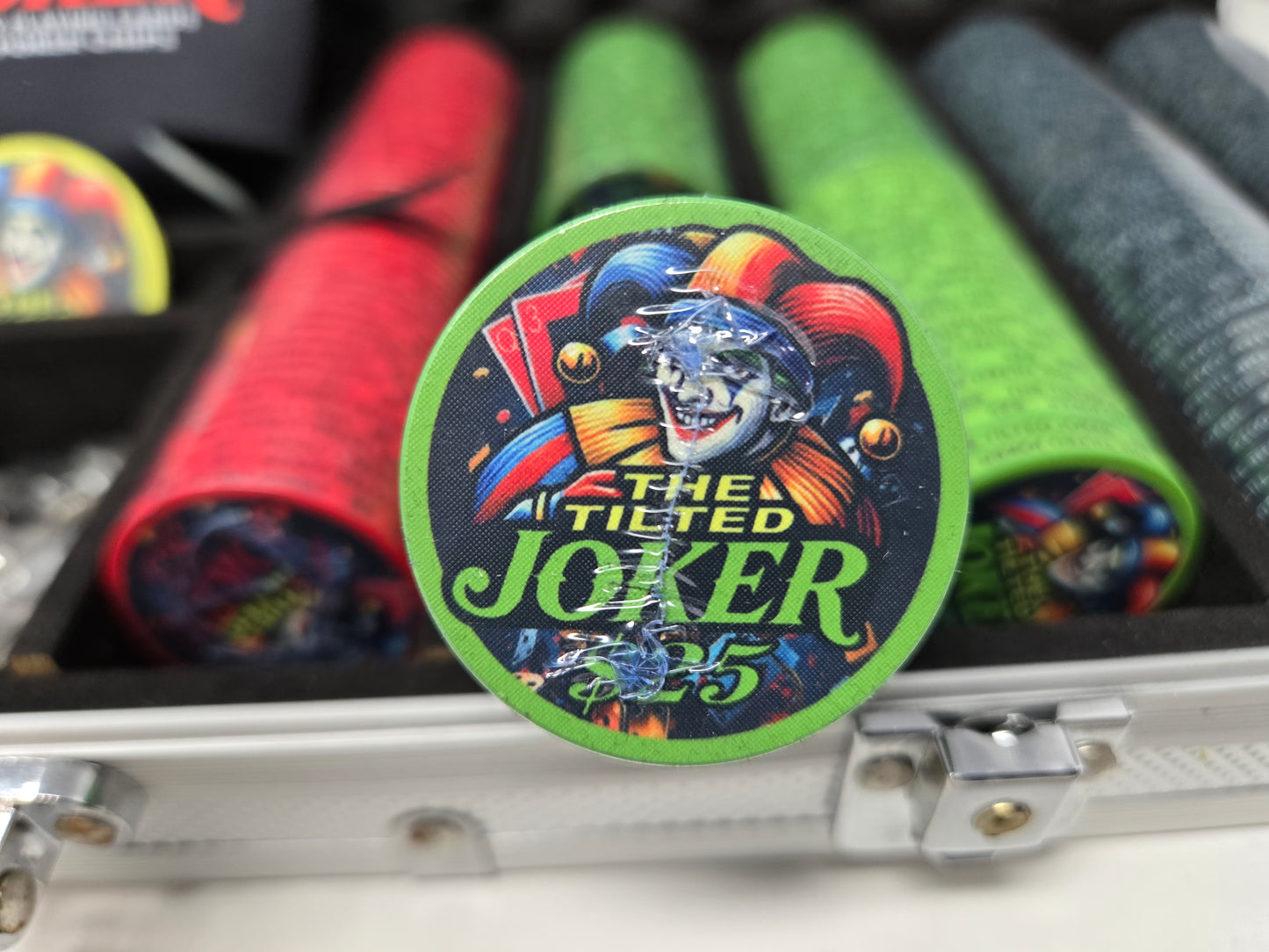 500 Tilted Joker Ceramic Poker Chip CASH Set ($1-$100)