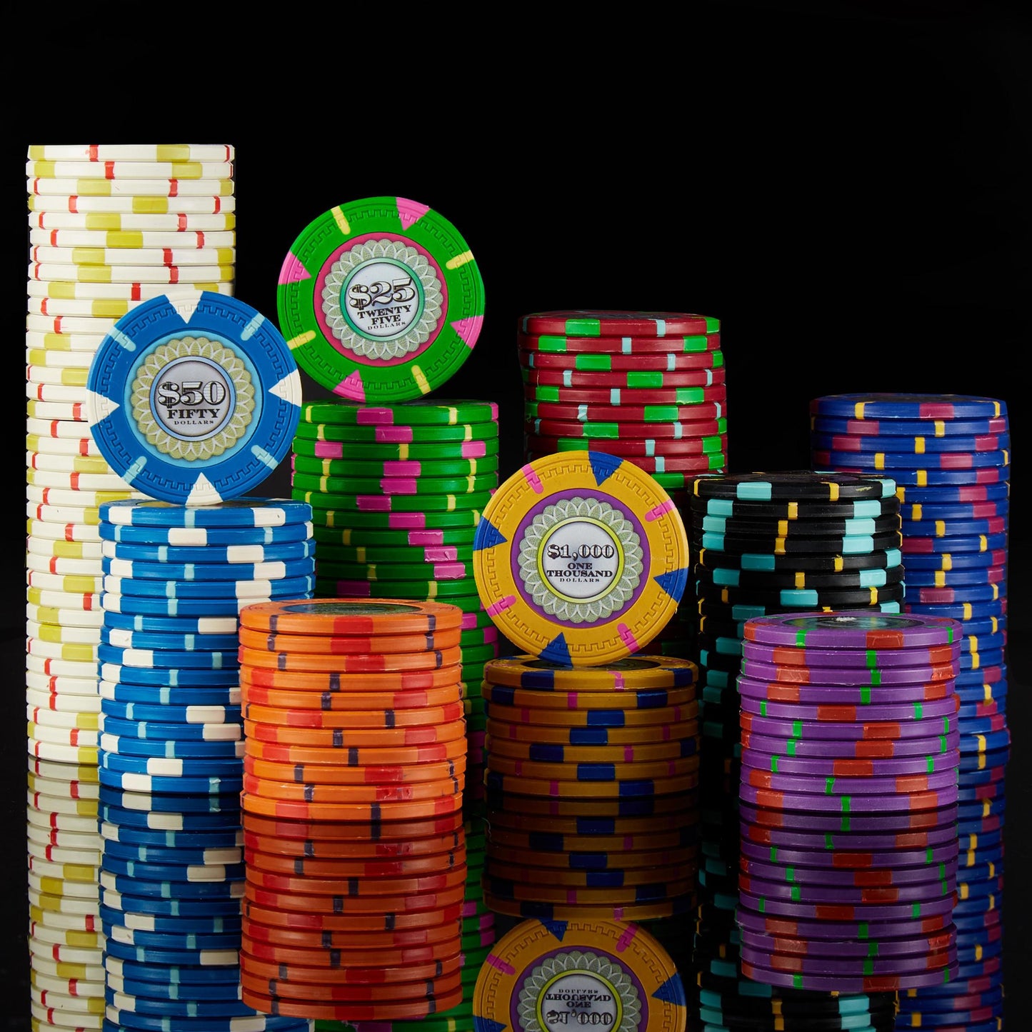 200 Mint Poker Chips with Wooden Carousel