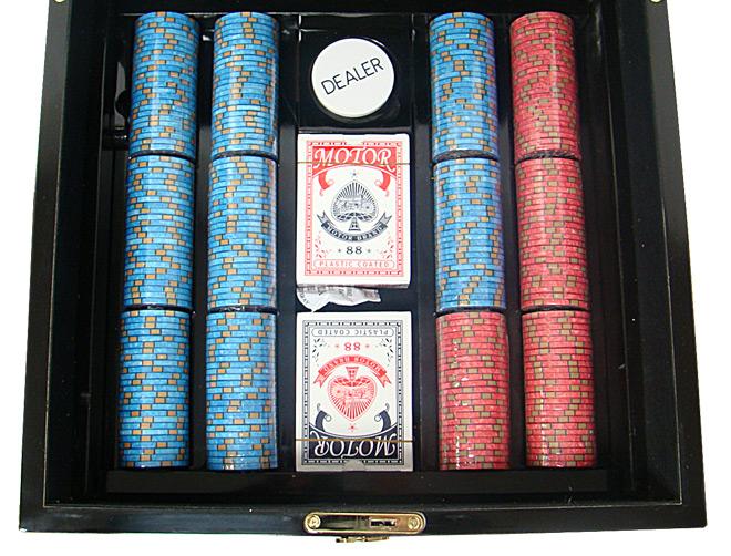 750 Nevada Jack Poker Chips with Mahogany Case