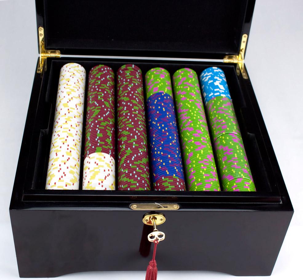 750 Rock & Roll Poker Chips with Mahogany Case