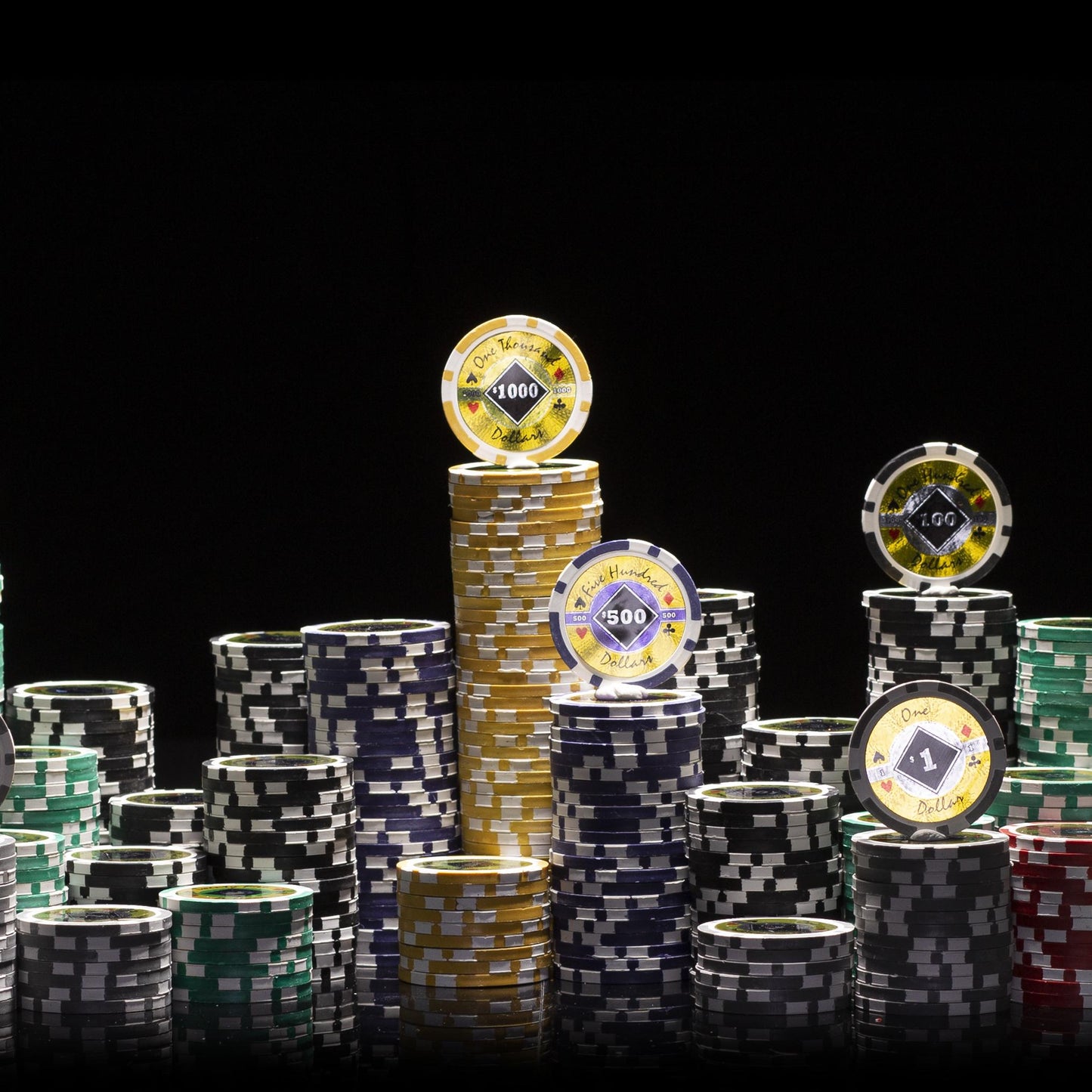 300 Black Diamond Poker Chips with Aluminum Case