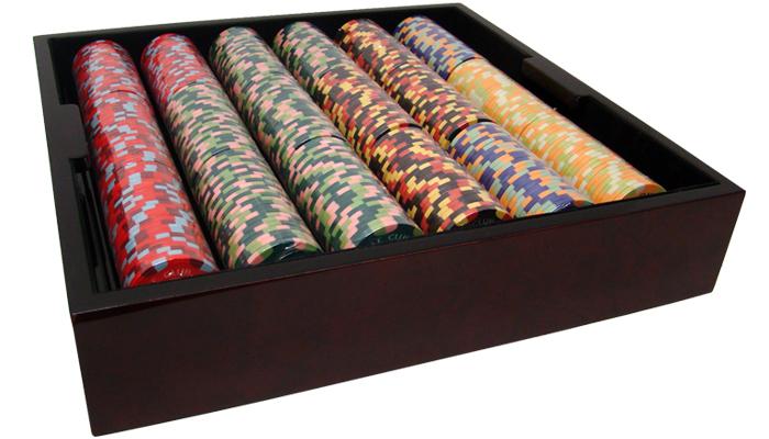 750 Nile Club Poker Chips with Mahogany Case