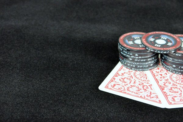 BBO Aces Pro 10 player table (with room for a dealer!)
